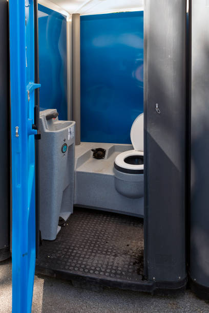 Best Wedding porta potty rental  in Hillsdale, MI